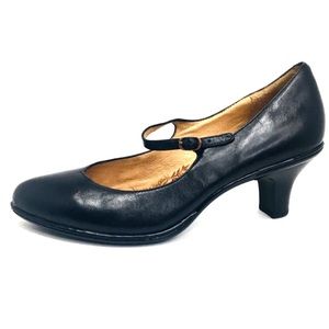 Sofft Leather Mary Jane Black Silhouette Pump